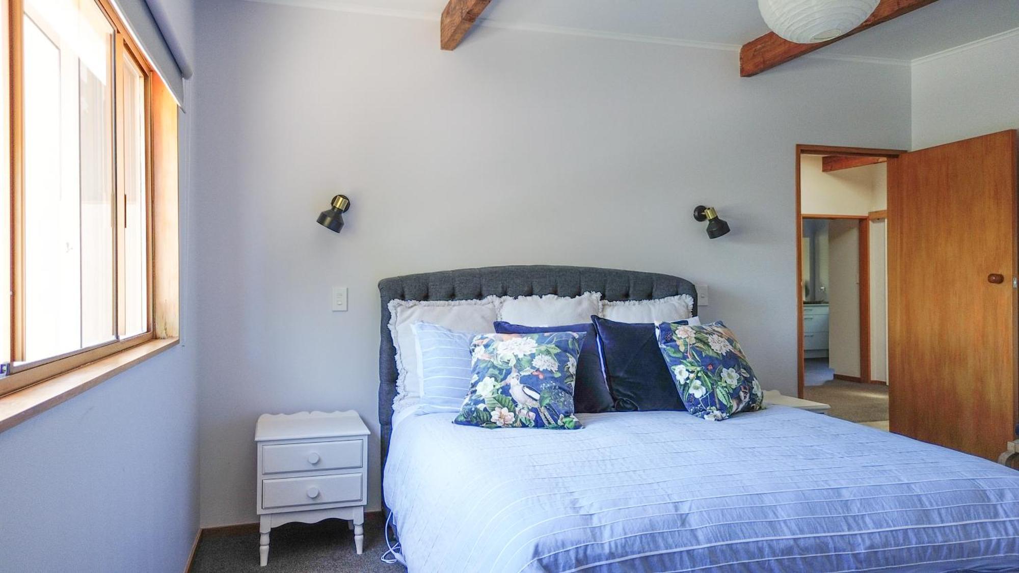 Large, Comfy, Stylish Apartment Havelock North Eksteriør billede